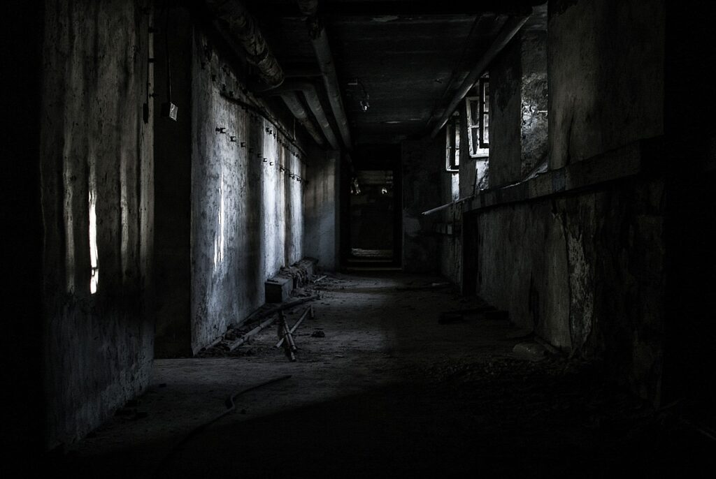 lost places, hallway, abandoned-776297.jpg